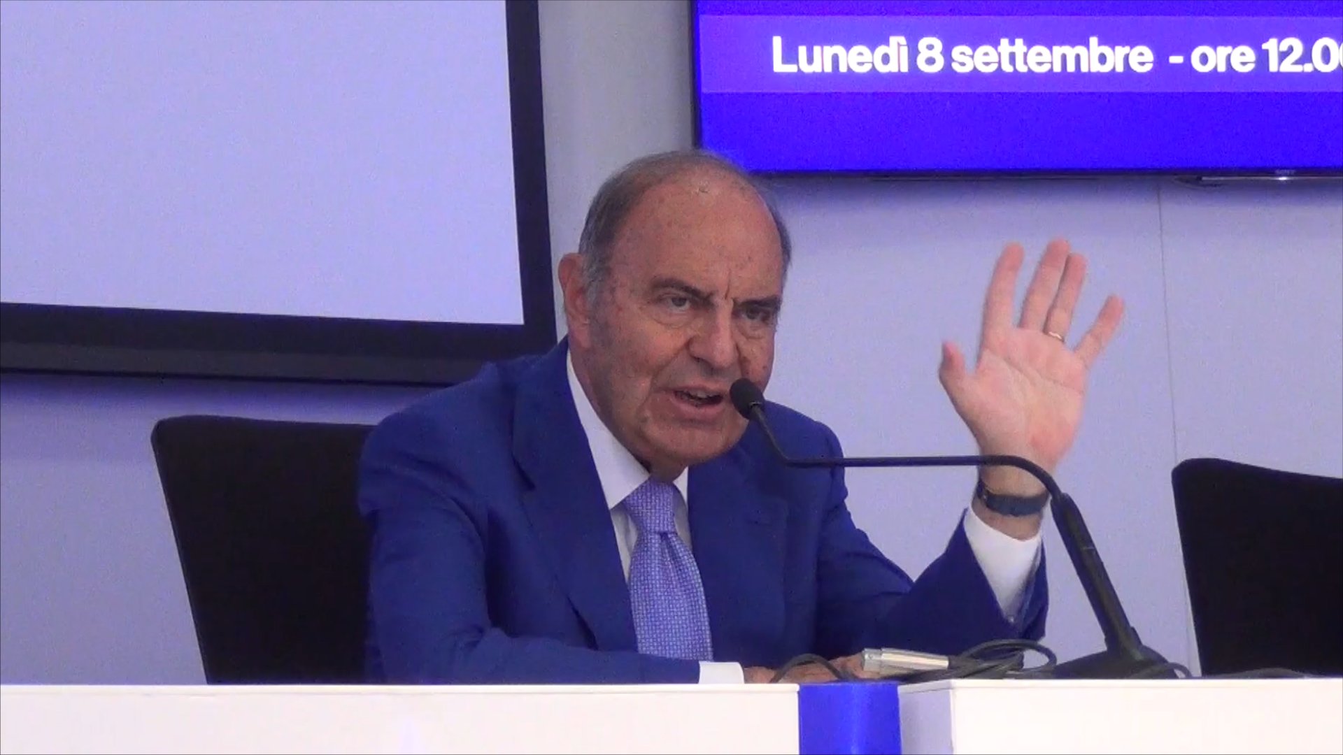 La rivelazione di Vespa: «Offerta importante da Mediaset e non ho rinnovato il contratto Rai»