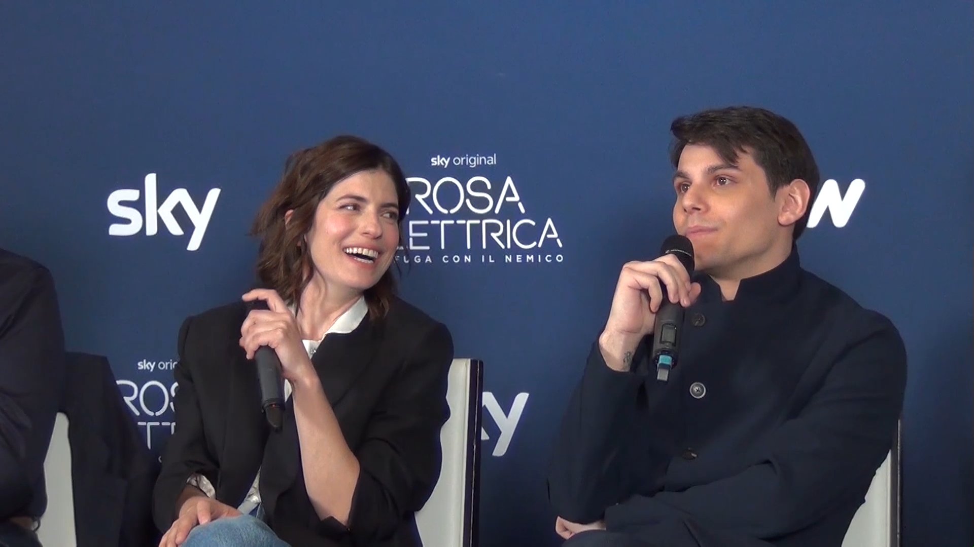 Giannetta e Di Napoli sono Rosa Valera e Cocìss in “Rosa Elettrica”: il racconto