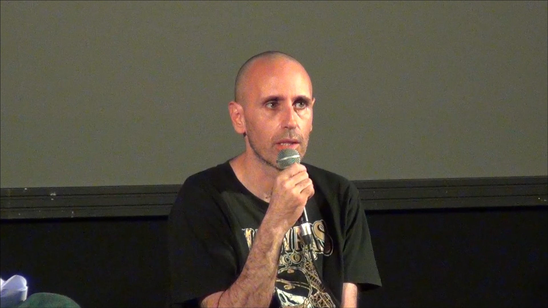 Zerocalcare e la musica di “Due Spicci”: «Difendo Pezzali. Straziato di non avere i Nirvana»