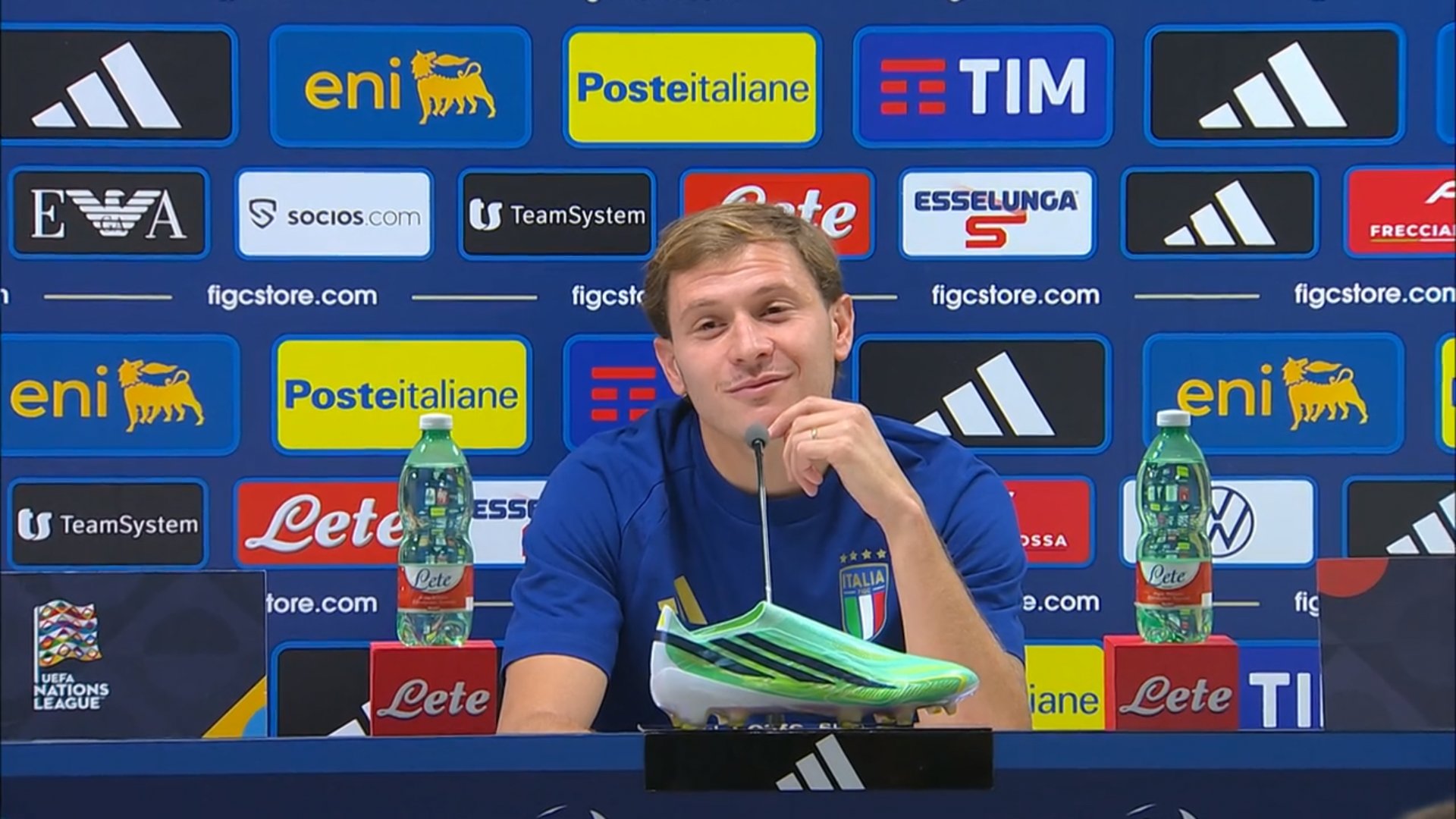 Barella, parole al miele per Mancini: «Bravo a toglierci i pensieri negativi»
